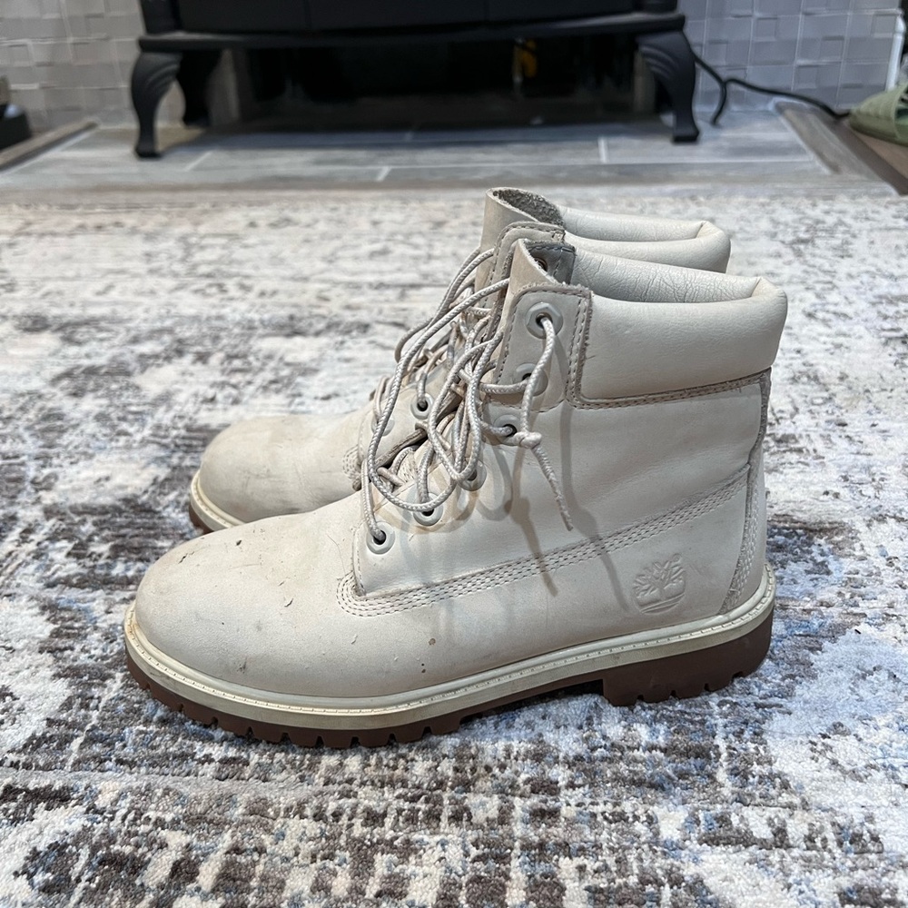 ❤️BUY 2 GET 1 FREE❤️ Timberland Women’s Linden Woods Leather Boots size 5.5